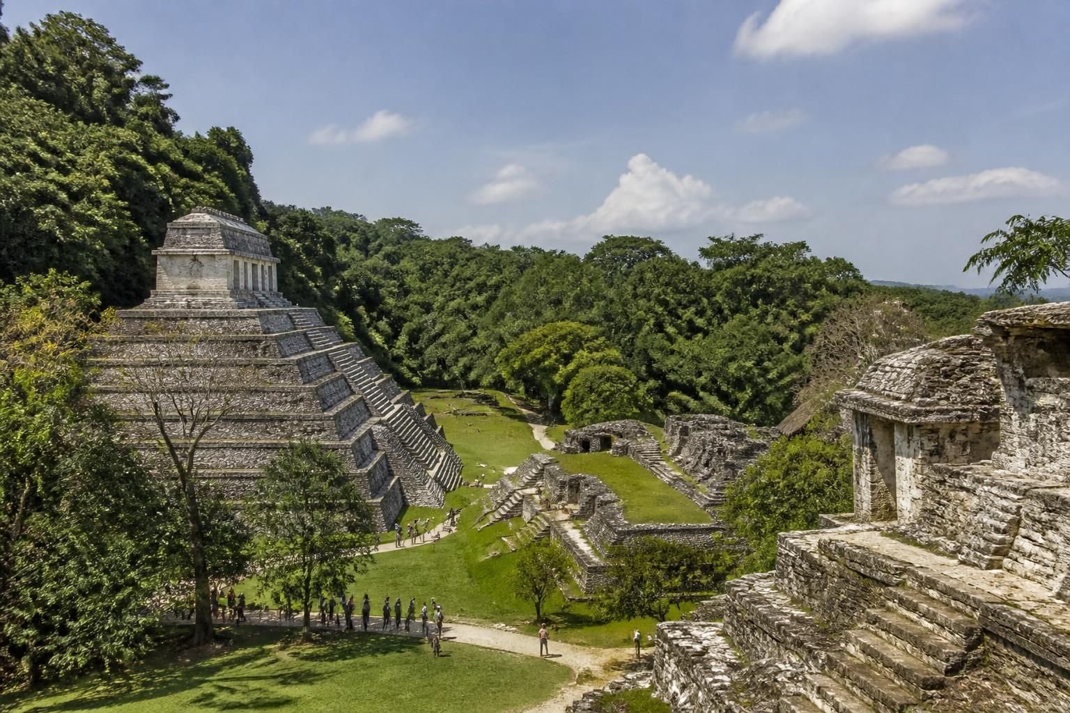 discover the fascinating ancient mayan ruins on a guided yucatan tour. explore historic temples, learn about rich cultural heritage, and enjoy breathtaking landscapes.