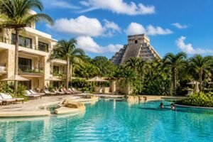 discover the top riviera maya hotels perfect for your chichen itza tour. enjoy comfort and convenience while exploring the ancient mayan ruins.