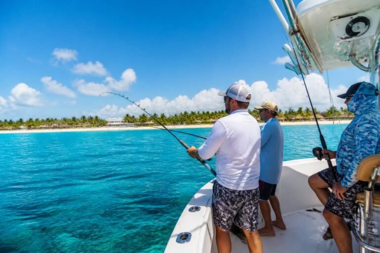 explore top fishing charters in playa del carmen and enjoy an unforgettable adventure on the water with expert guides and prime locations.