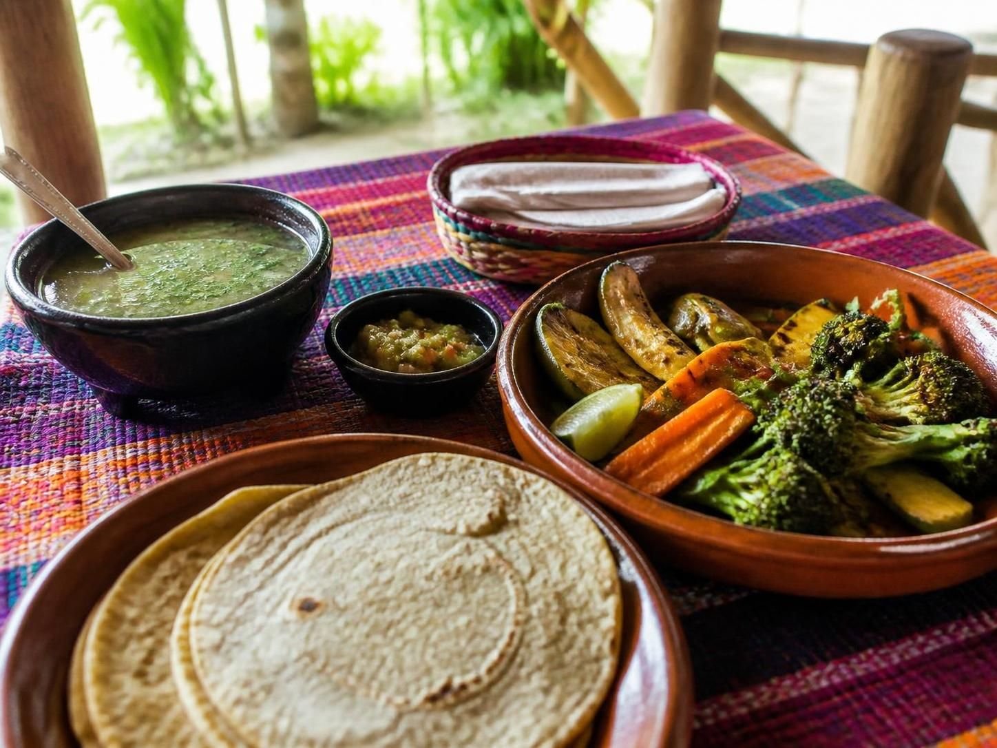 explore the top vegetarian lunch options available during a chichen itza tour for a delicious and satisfying experience.